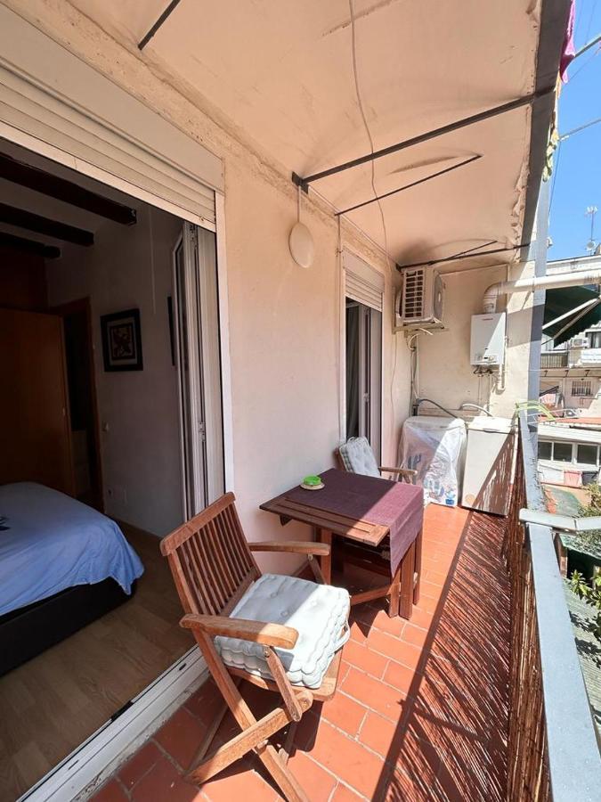Apartamento Tranquilo Y Del Barrio Apartment Barcelona Exterior foto